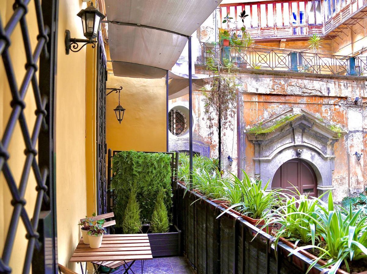 B&B Palazzo Solimena เนเปิลส์ ภายนอก รูปภาพ