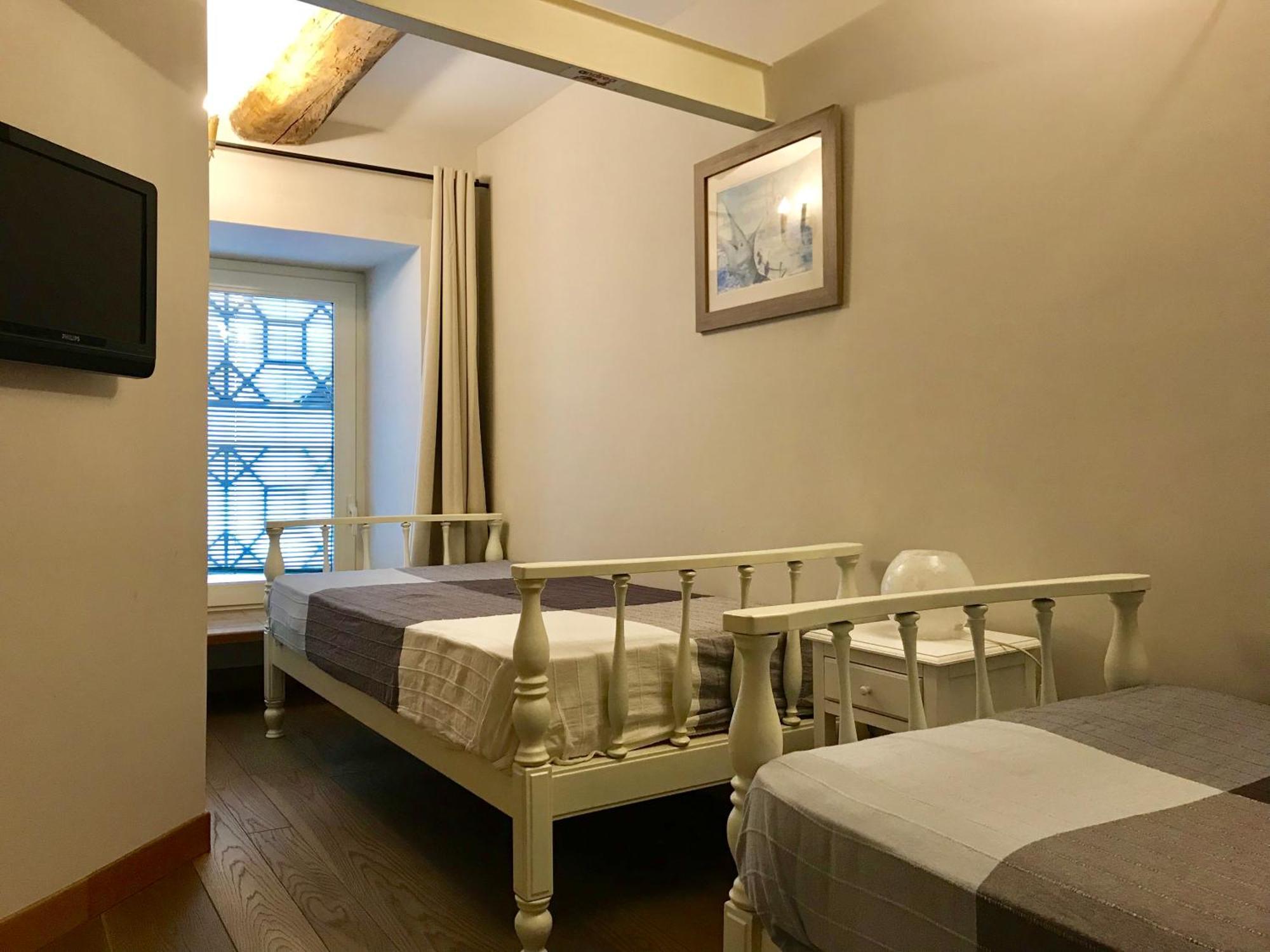 B&B Palazzo Solimena เนเปิลส์ ภายนอก รูปภาพ