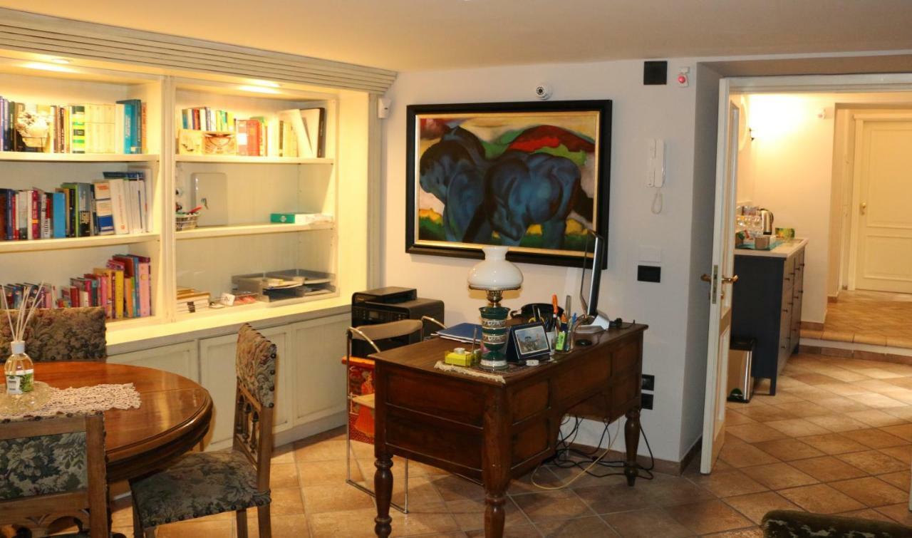 B&B Palazzo Solimena เนเปิลส์ ภายนอก รูปภาพ