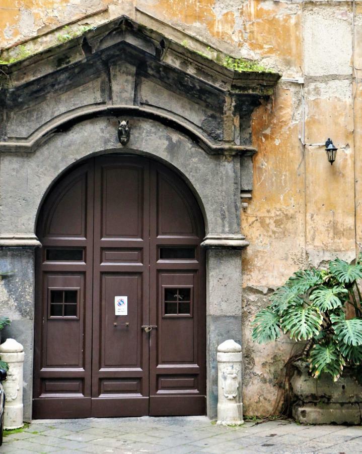 B&B Palazzo Solimena เนเปิลส์ ภายนอก รูปภาพ
