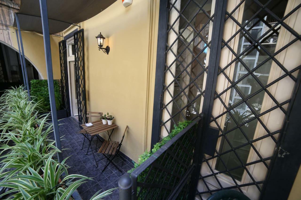 B&B Palazzo Solimena เนเปิลส์ ภายนอก รูปภาพ